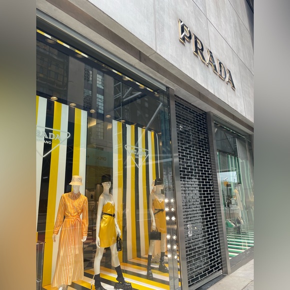 FURLA Genuine Leather Rings Chain Cluster Belt - Picture 12 of 13